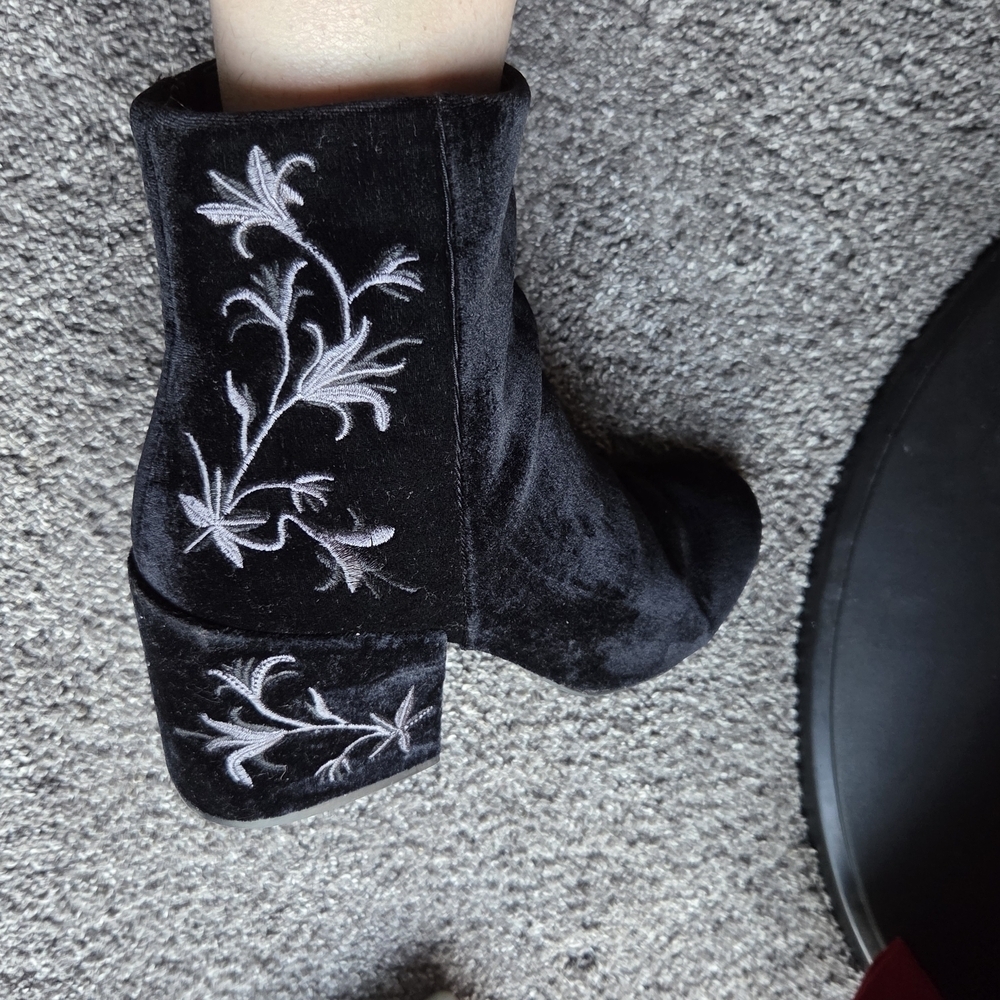 Kenneth Cole Black Velvet Floral Ankle Booties - Picture 2 of 6